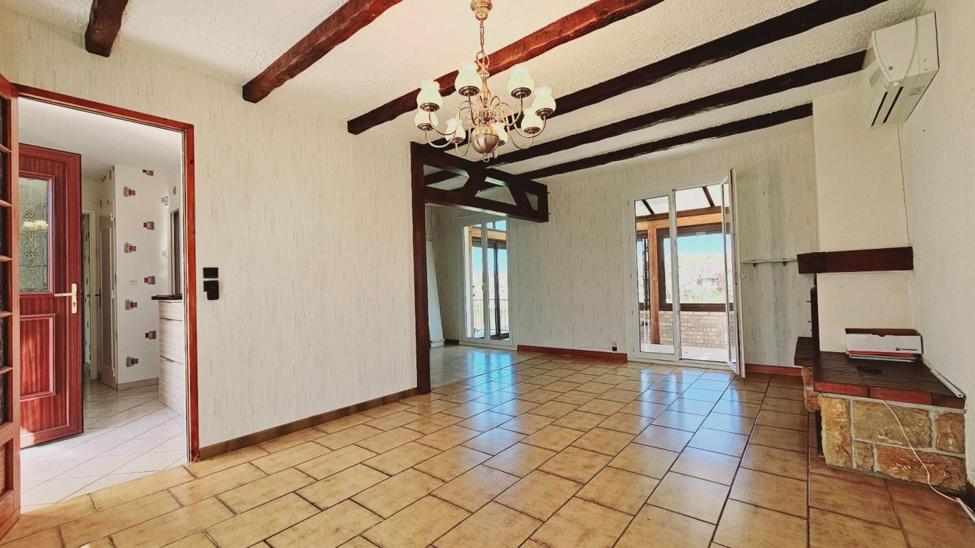 SAINT-GERMAIN-DU-PUY MAISON 4 PIECES 89.4M² SOUS-SOL JARDIN GARAGE 4