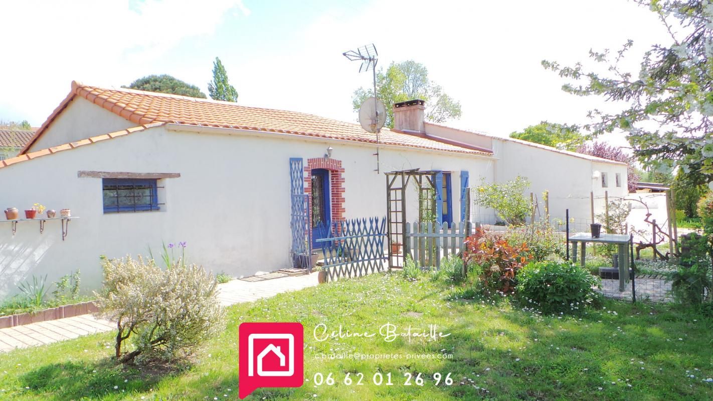 Maison La Garnache 4 pièces 125 m2 + atelier et préau voiture