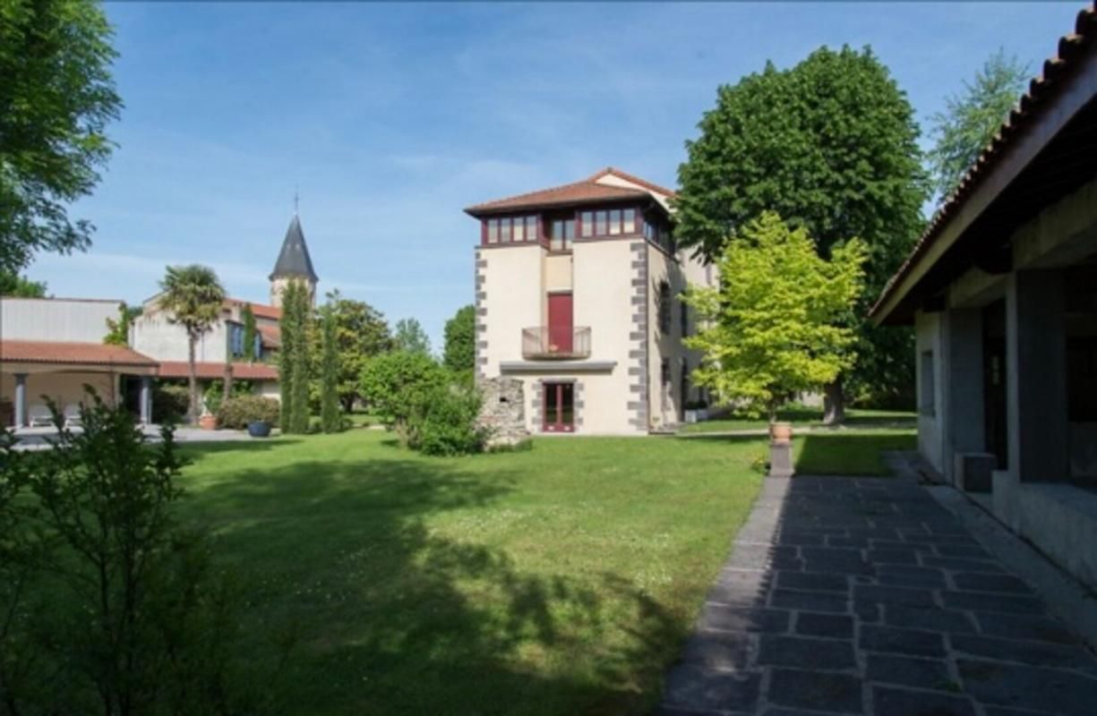 VARENNES-SUR-MORGE Propriété de charme 2