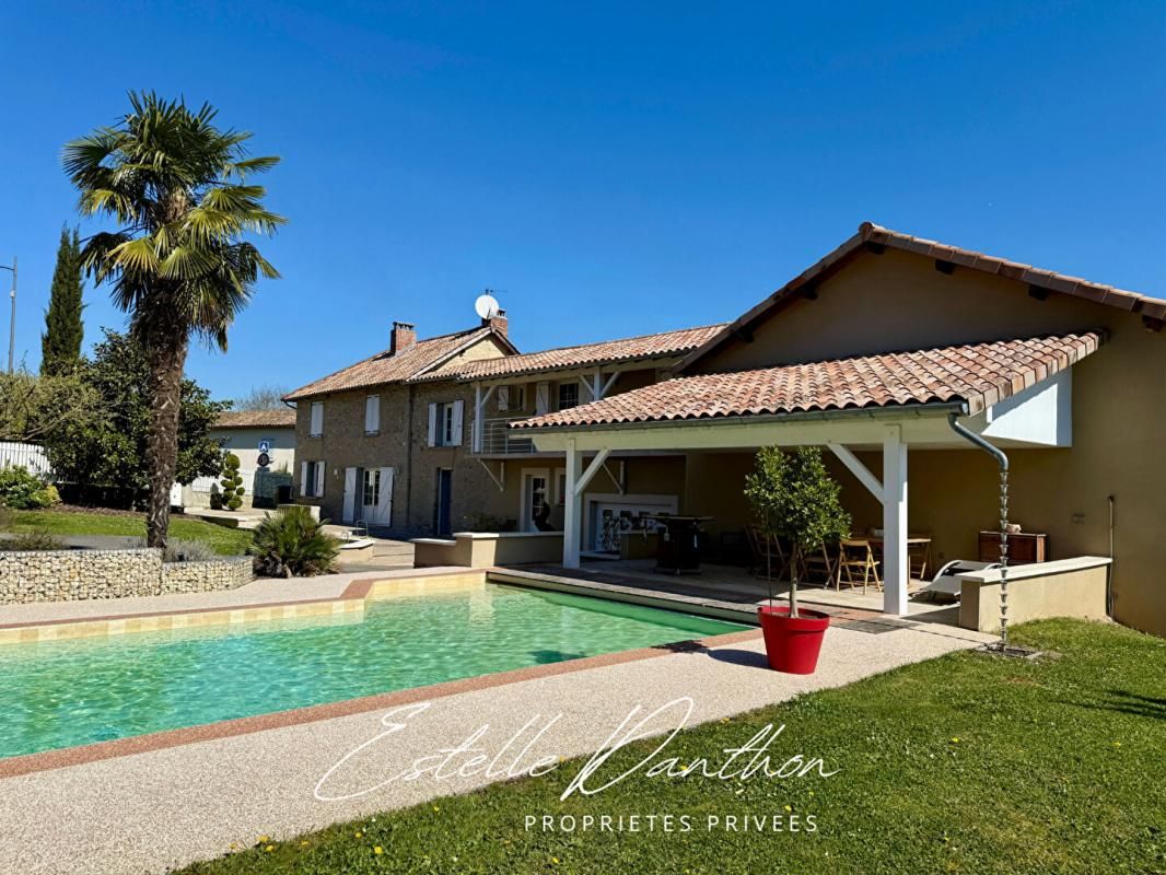 BOURGOIN-JALLIEU Maison en pierre secteur Bourgoin-Jallieu 38300 1