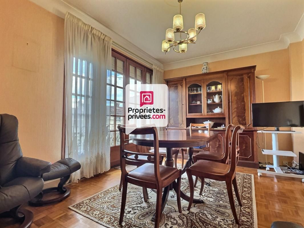 COULOUNIEIX-CHAMIERS Maison à rénover T4 d'env. 130 m² avec 3 ch , véranda et garage double au calme sur COULOUNIEIX (24660) 3