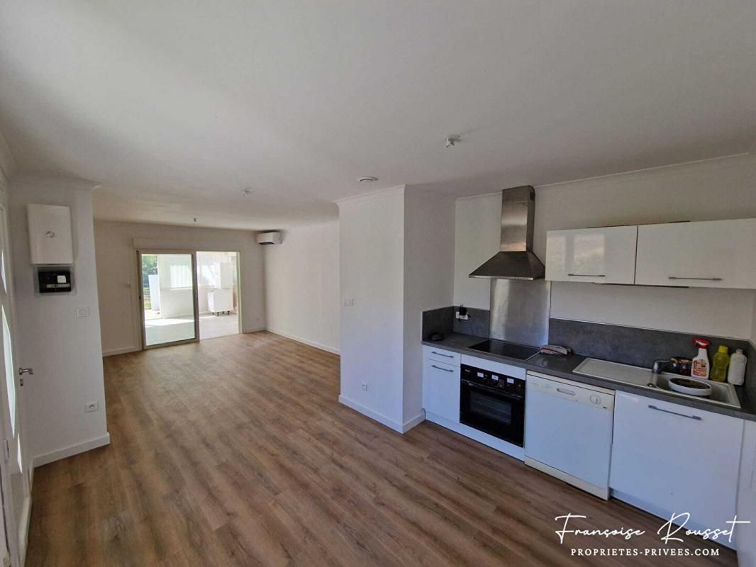 CLARENSAC MAISON DE PLAIN-PIED SUR TERRAIN PISCINABLE 3