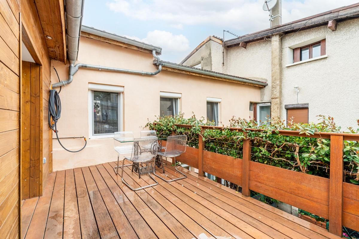 IRIGNY Calme absolu pour ce bel appartement sur la commune de Irigny 3 pièce(s) 80.66 m2 2
