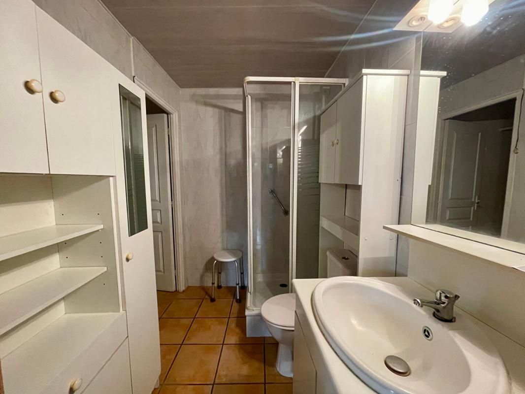 TOULON Maison de charme à rénover avec jardin - Toulon (83000) 4