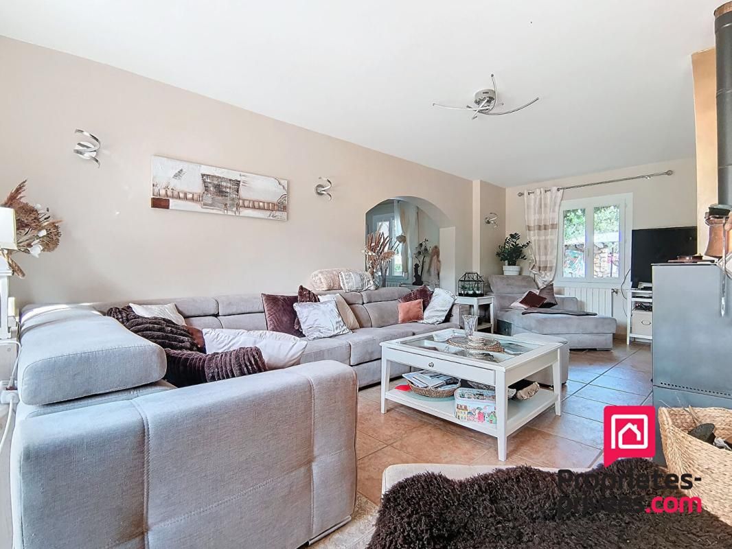 ROUGIERS Maison Rougiers 6 pièces 152 m2 3