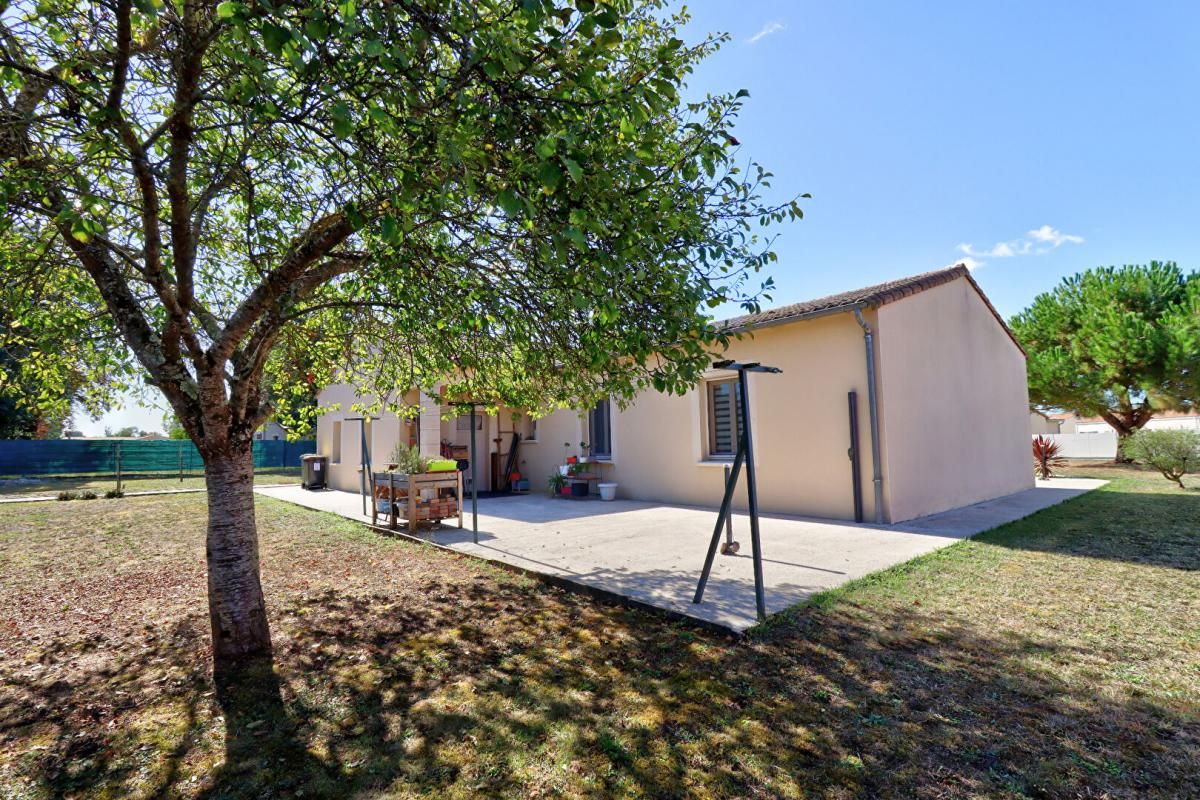 PRAHECQ Maison Prahecq 5 pièce(s) 151 m2 2