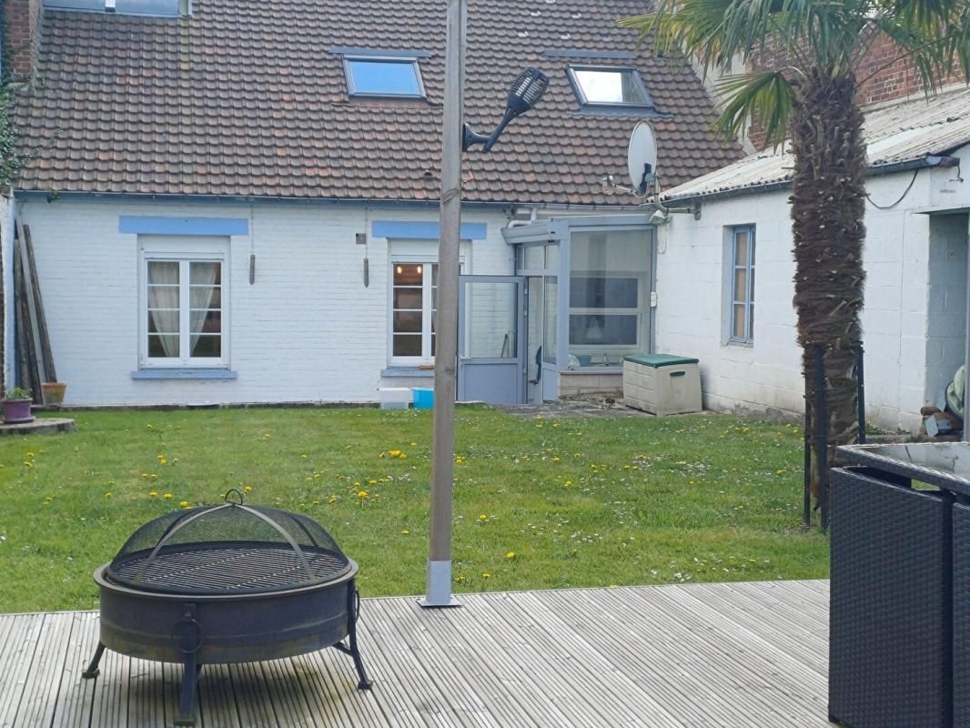 IMMEUBLE MIXTE
