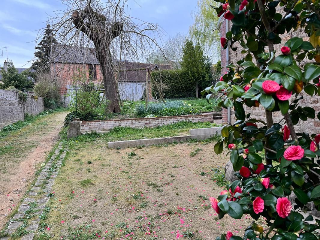 LA FERTé MACé Jolie maison familiale en centre ville de La Ferté Macé 2