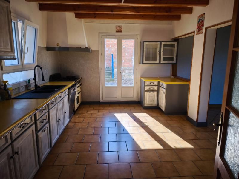 CASTRES ENSEMBLE IMMOBILIER DE 315 m2 AVEC MAISON TERRASSES ET GRANDS GARAGES 3