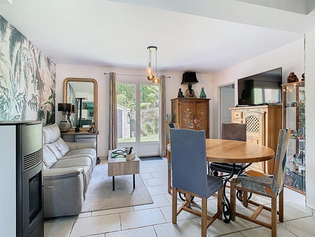 MAISON RECENTE DE 2012 - 84M² - 3 CHAMBRES - 60290 CAUFFRY