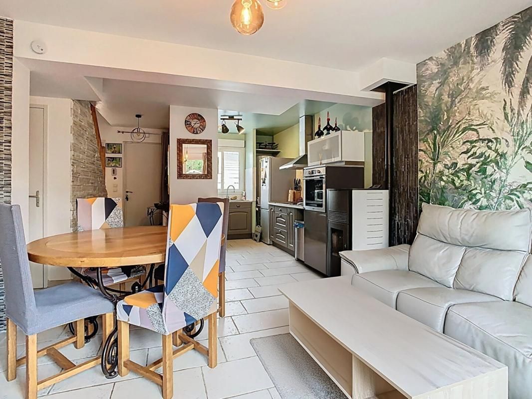 CAUFFRY MAISON RECENTE DE 2012 - 84M² - 3 CHAMBRES - 60290 CAUFFRY 2