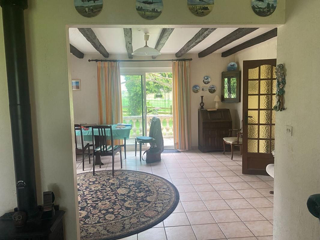 LE PETIT-PRESSIGNY Maison Le Petit Pressigny 4 pièce(s) 90 m2 4