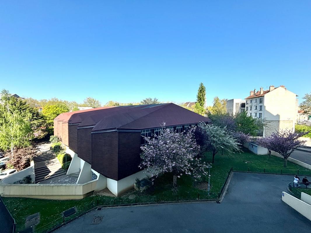 CRETEIL Appartement Créteil 3 pièces proche métro 4