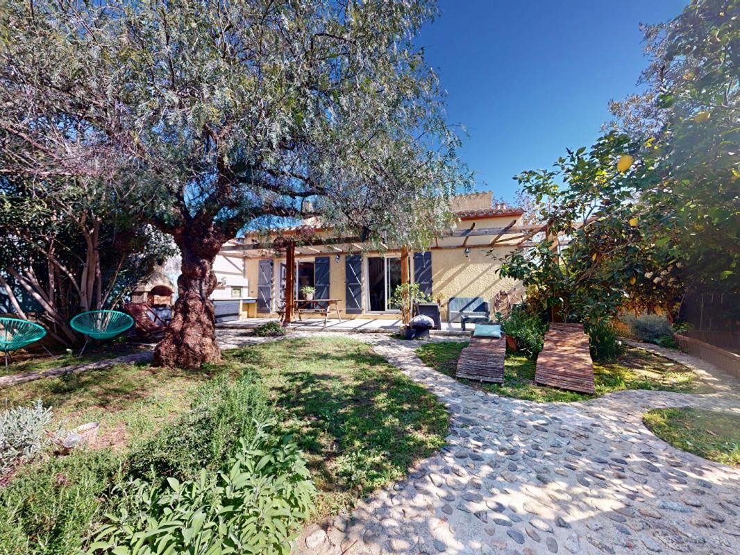Maison 5 pièces 148m2