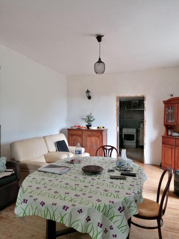 LA TRINITE-PORHOET Immeuble Trinité-Porhoët / Mohon 9 pièce(s) 332 m2 3