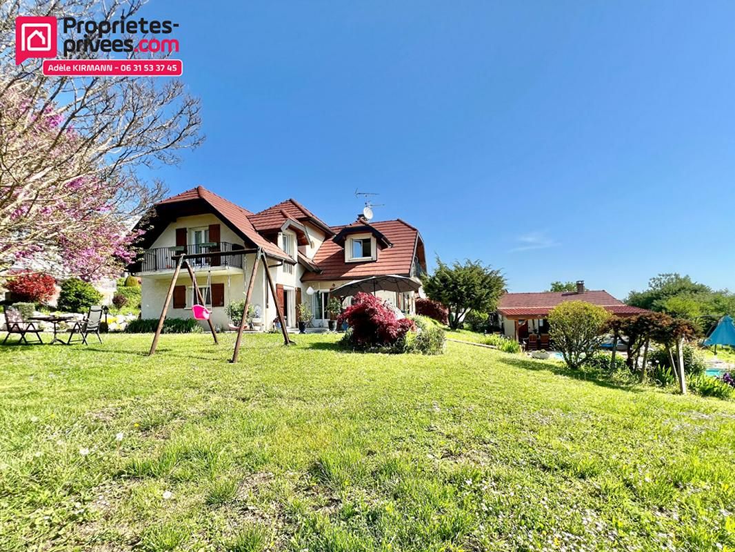 FARGES Maison familiale avec piscine et vue panoramique - 01550 Farges - 938'000 3