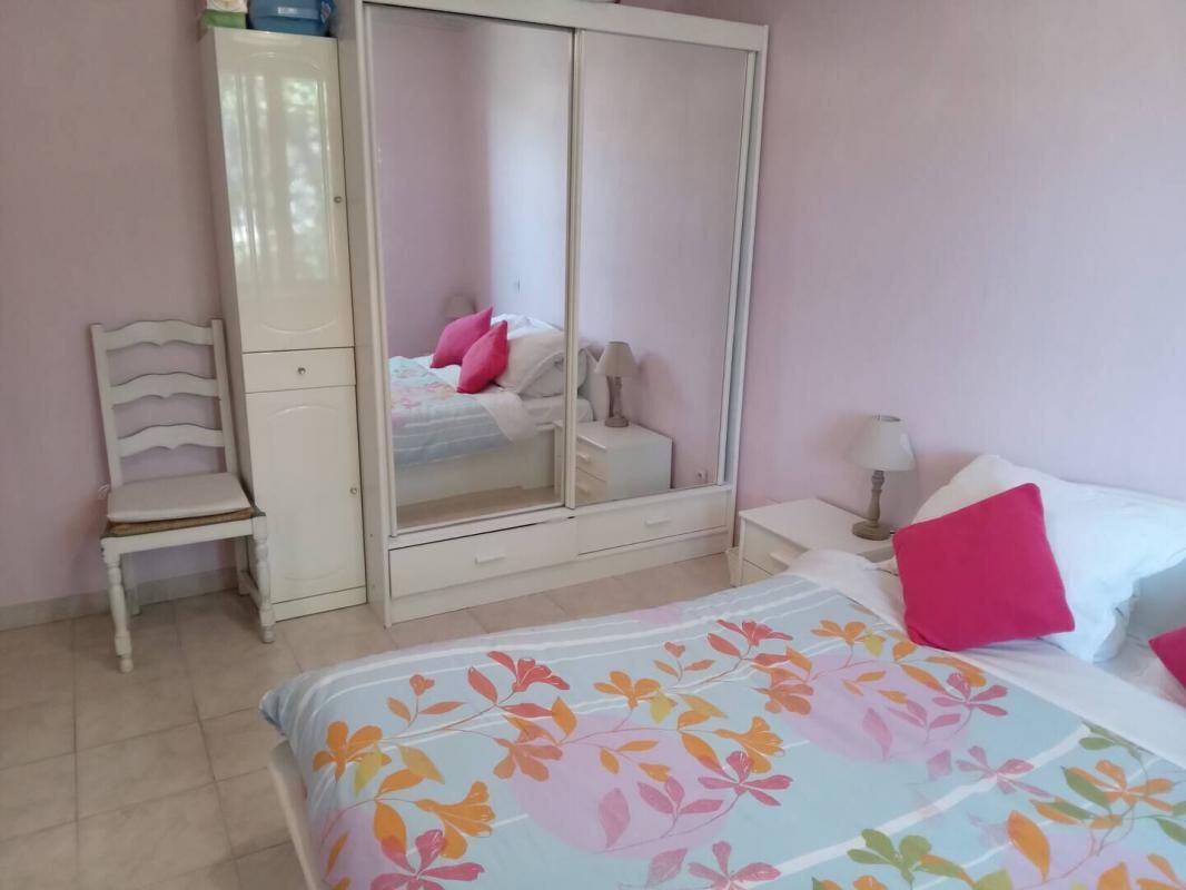 MANOSQUE EXCLUSIVITE, MANOSQUE, en impasse, VILLA plain pied, T4, 82 m² avec jardin de 560 m² et piscine 4