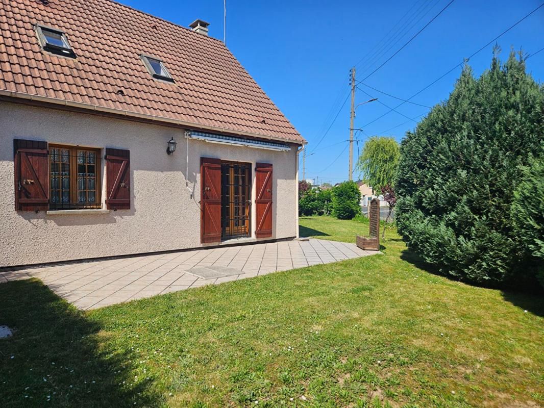 TREMBLAY-EN-FRANCE Maison familiale situé à Tremblay En France 3
