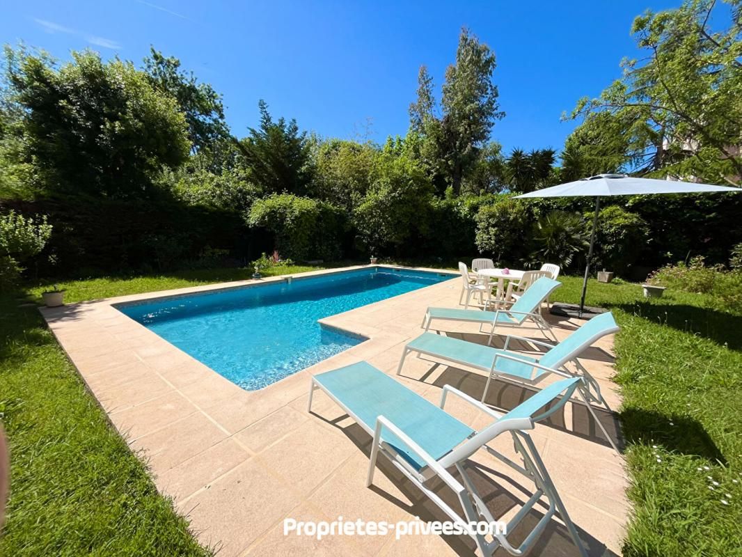 Appartement 3 pièces 90 m2, 530m2 de jardin, piscine