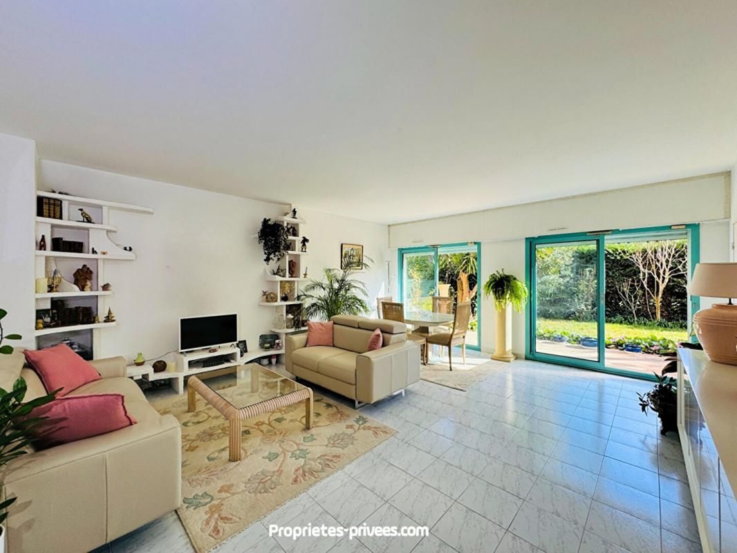 MANDELIEU-LA-NAPOULE Mandelieu-La-Napoule, appartement 3 pièces 90 m2 avec piscine privée, 530m2 de jardin 3