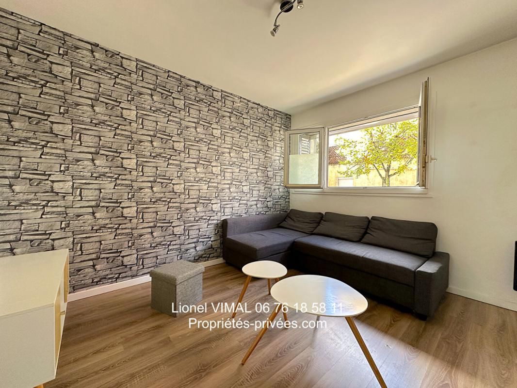 CLERMONT-FERRAND Appartement T2 56 m2 meublé avec garage et caves 3