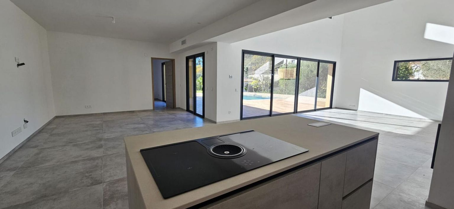 OLLIOULES VILLA NEUVE - OLLIOULES-FAVEYROLLES 3