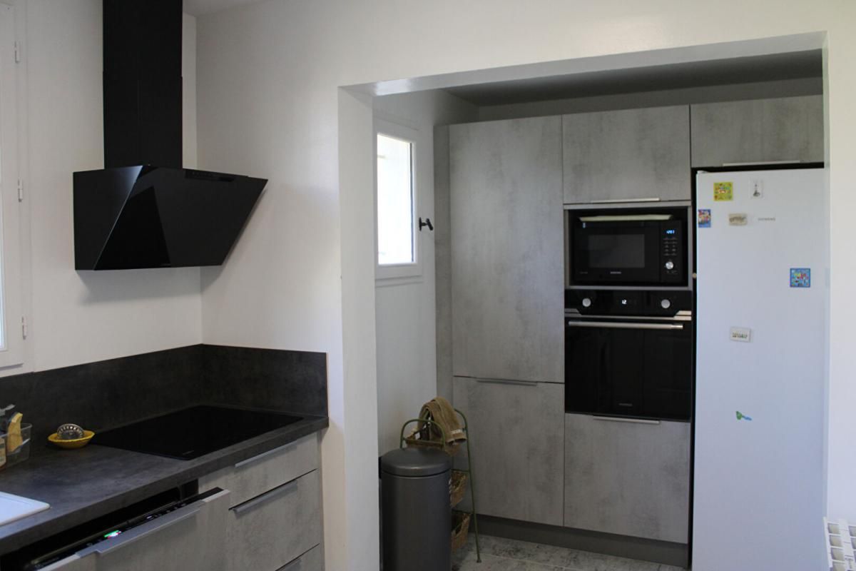 ROQUEBRUNE-SUR-ARGENS Villa à Roquebrune Sur Argens 4 pièce(s) 110 m2 3