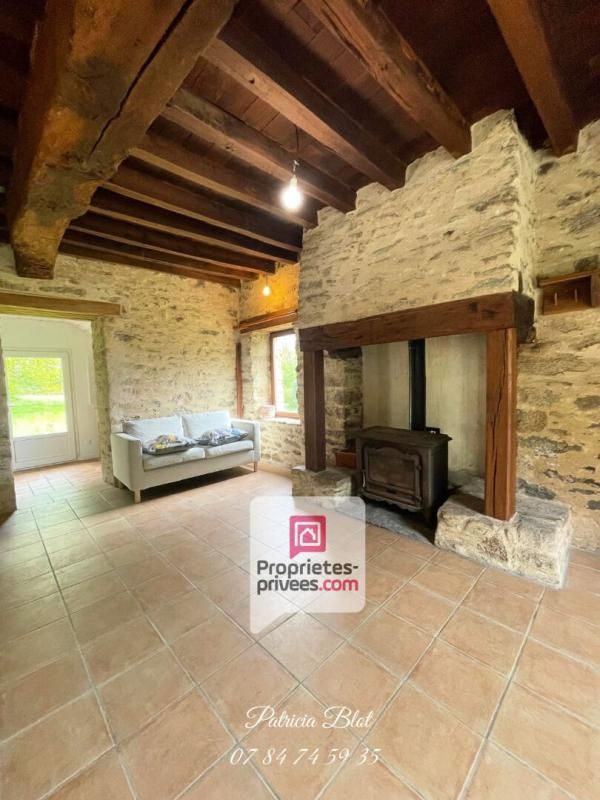 PLUHERLIN Maison en pierre rénovée  2 chambres  74 m² - terrain de 2 666 m² 4