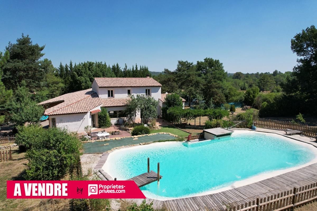 Mazaugues maison traditionnelle 6 pièce(s) 220 m2 piscine