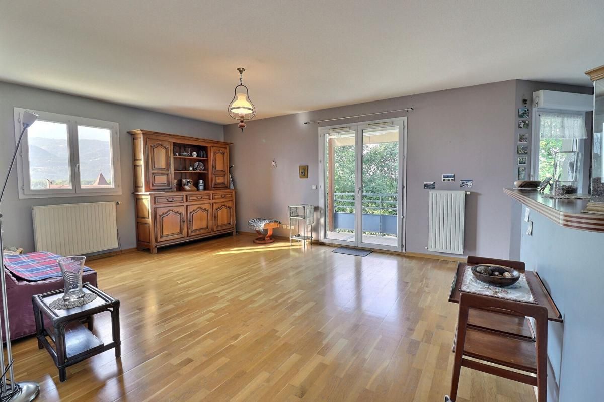LUMBIN Appartement 3P 70.49 m² avec balcon + garage à LUMBIN (38660) 3