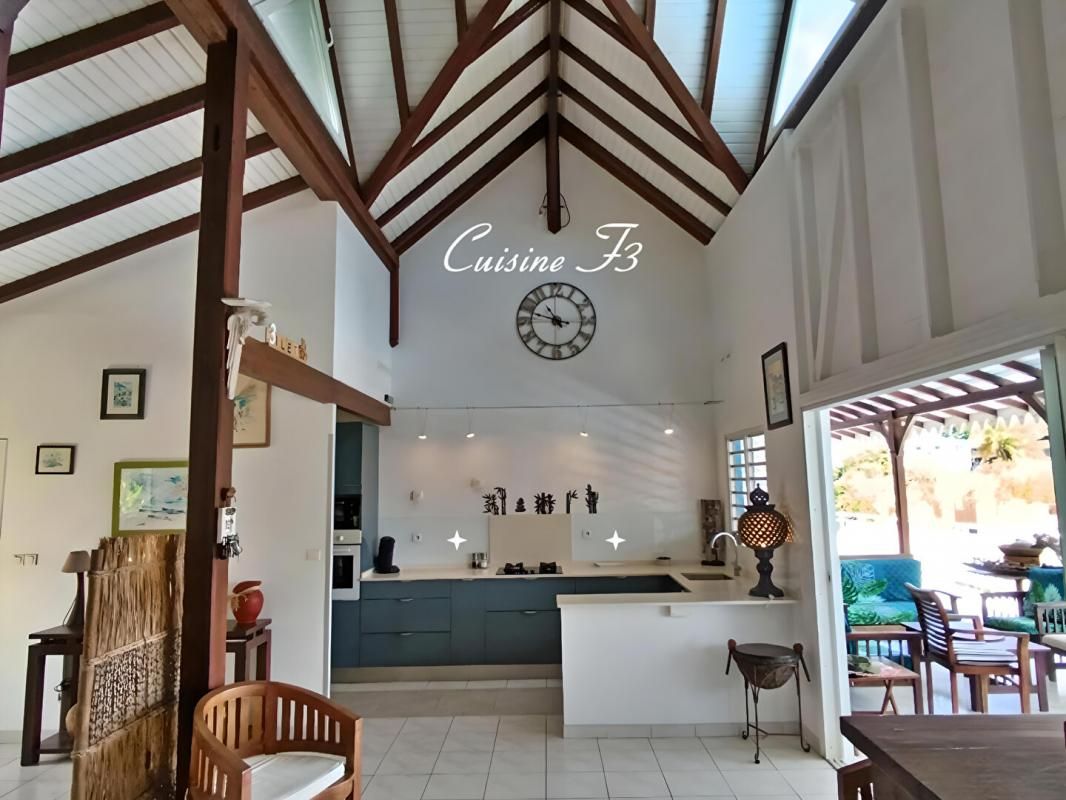 LES TROIS-ILETS Villa F11 de 445 m2 PISCINE vue mer au Trois Ilets 4