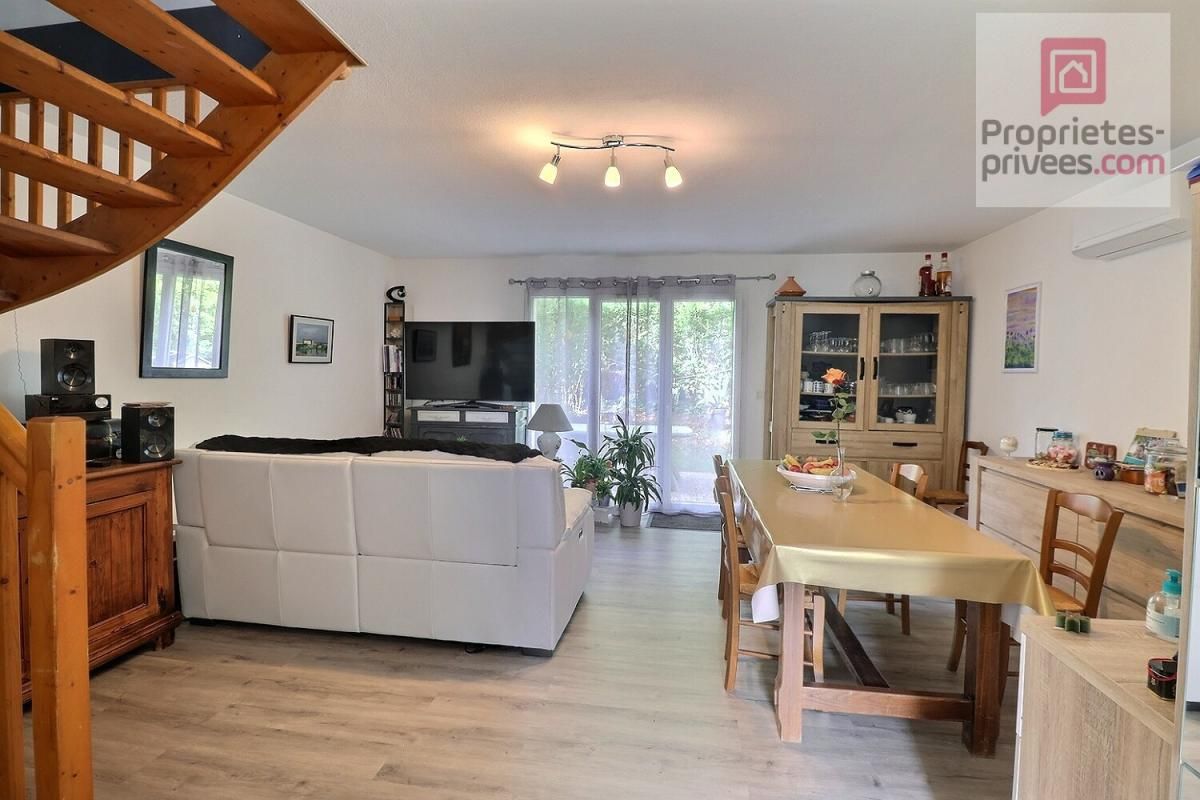 TONNAY-CHARENTE Maison individuelle de 2006 de 79.29 m2 avec garage attenant en excellent état 3