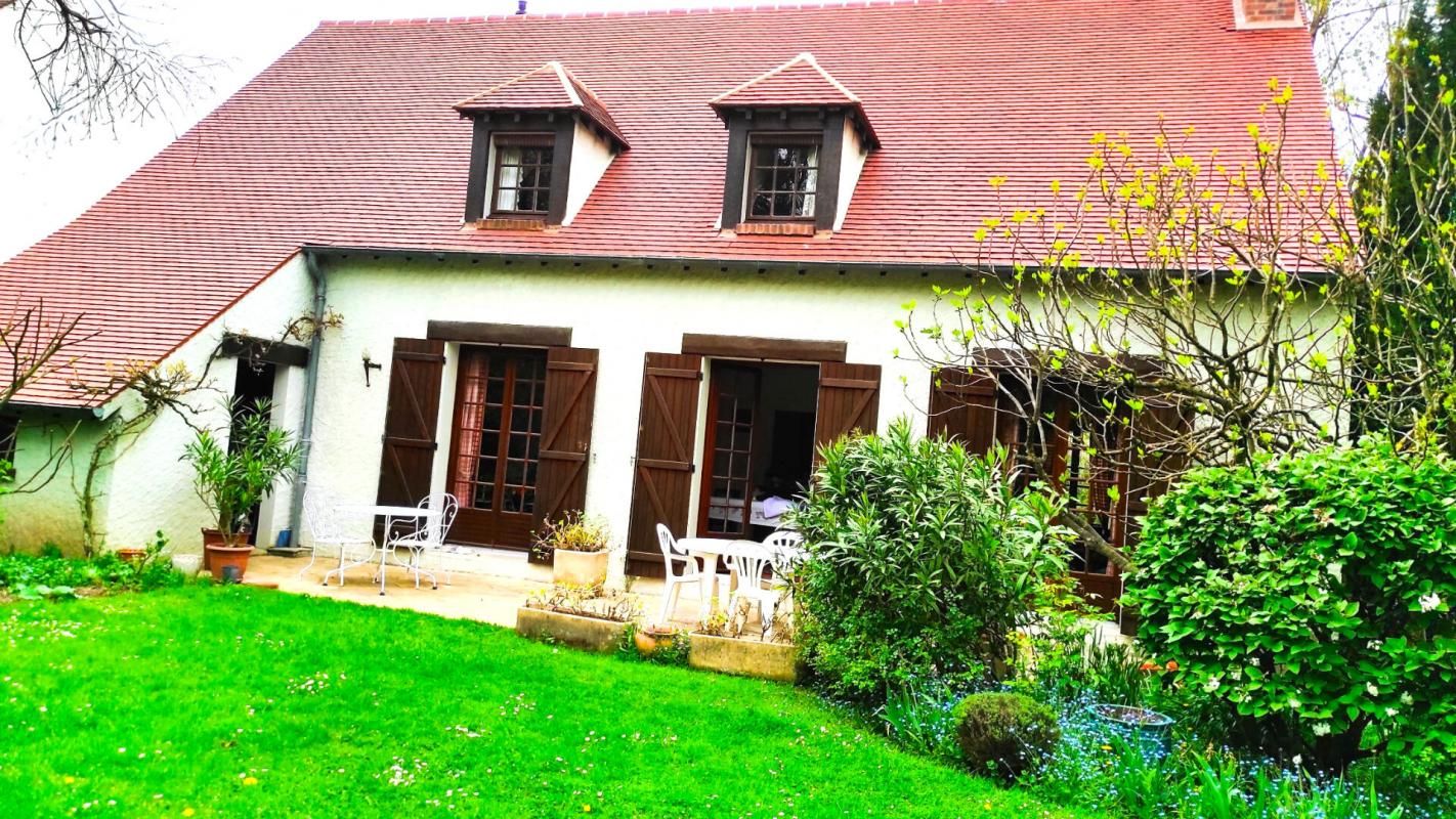 GRESSY Maison Gressy 4 pièce(s) 121 m2 474 000 2