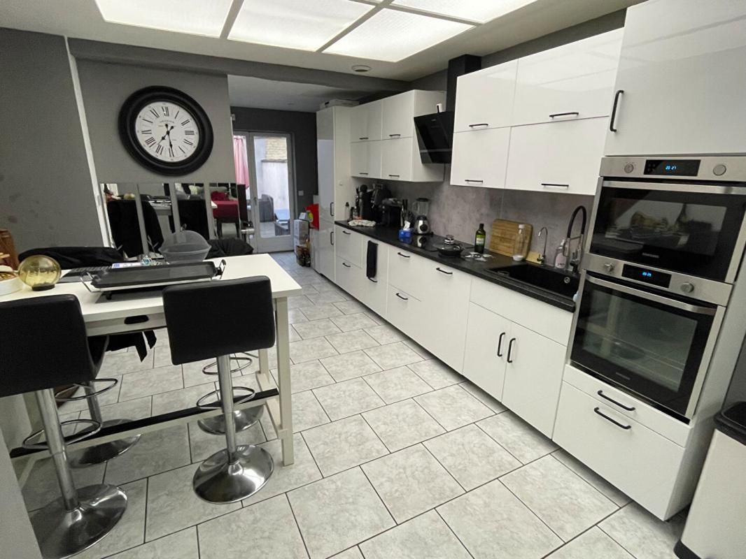CROIX Maison Croix 5 pièce(s) 110 m2, 4 ch, ext 30m²; rénovée 4