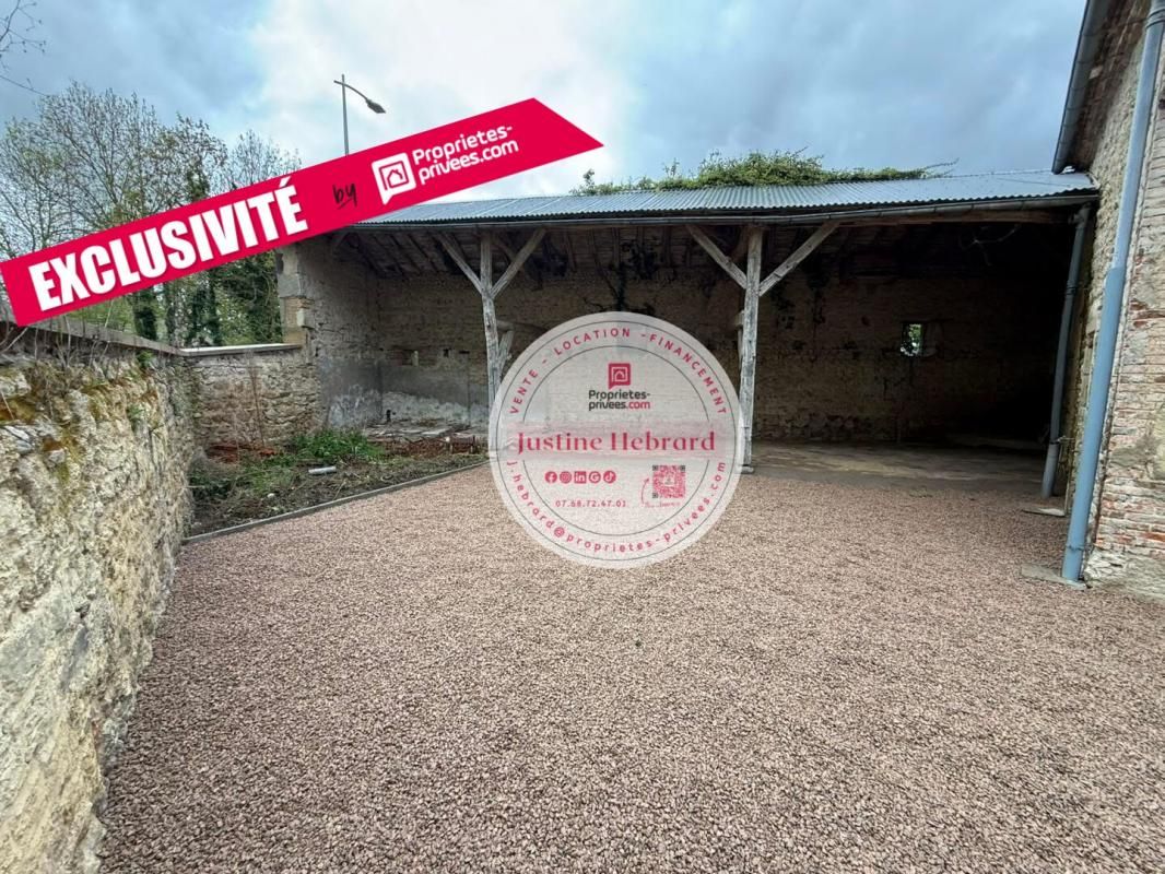 EFFIAT Maison 4 pièces de 120m² à finir de rénover 4
