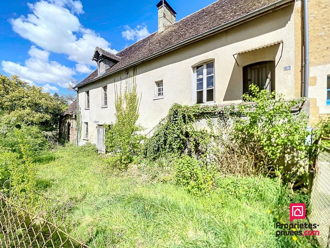 Maison de 185 m2 à rénover au centre de René