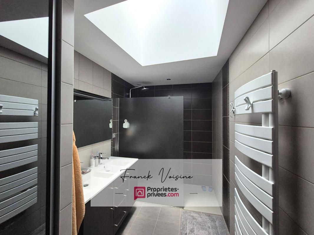 LE BOUPERE A VENDRE au Boupère, Maison de centre bourg de 145 m2 avec 4 chambres sur une parcelle de 332 m2 environ 4