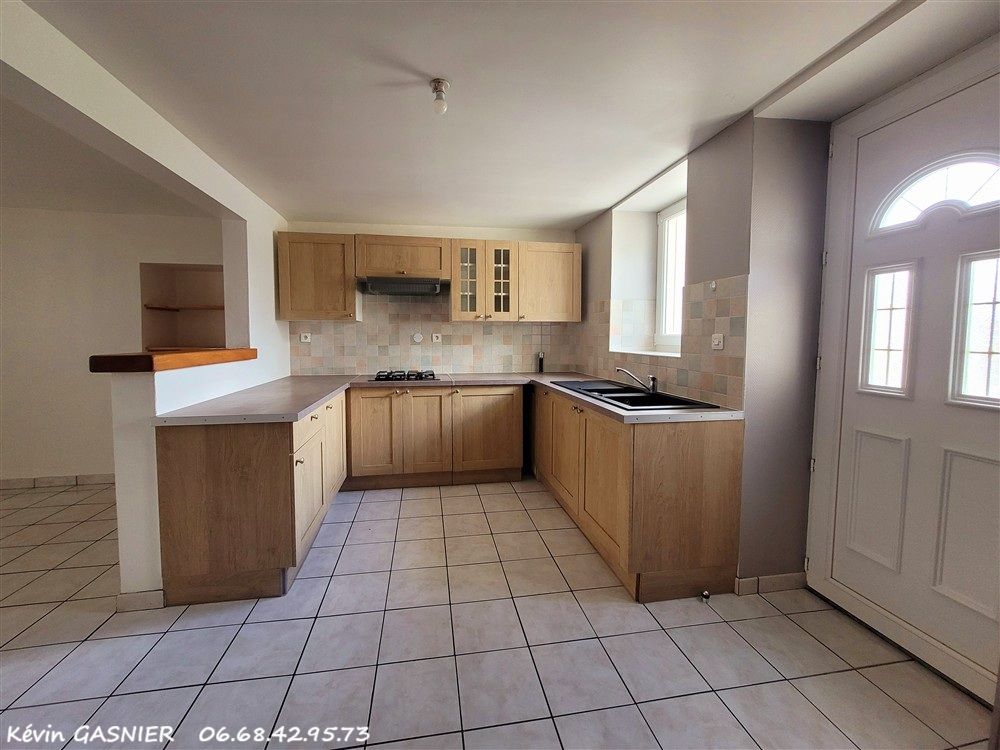 RUELLE-SUR-TOUVRE RUELLE SUR TOUVRE (16600) : Maison 85m2 avec 3 chambres 2