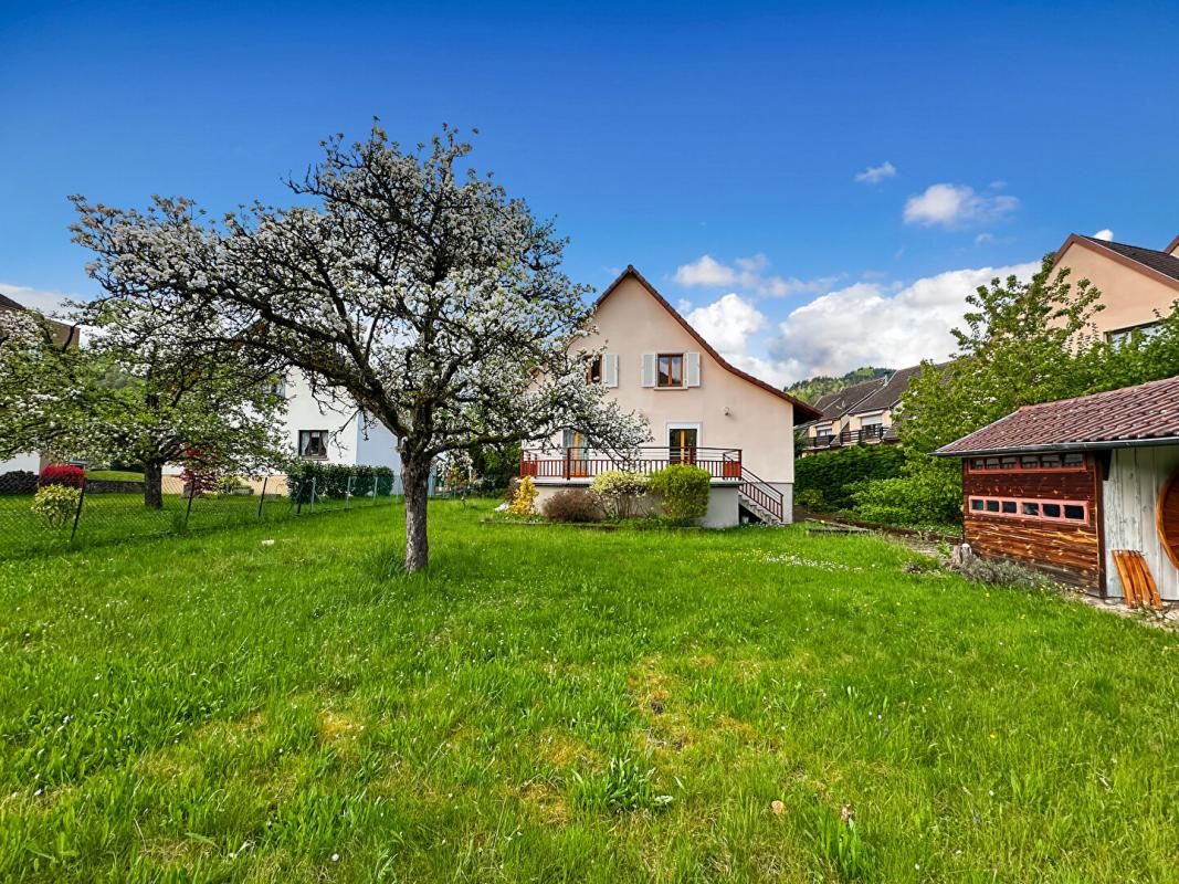 MOOSCH Spacieuse maison familiale de 184 m², 6 chambres, terrain clos de 15 ares, proche écoles et commerces 3