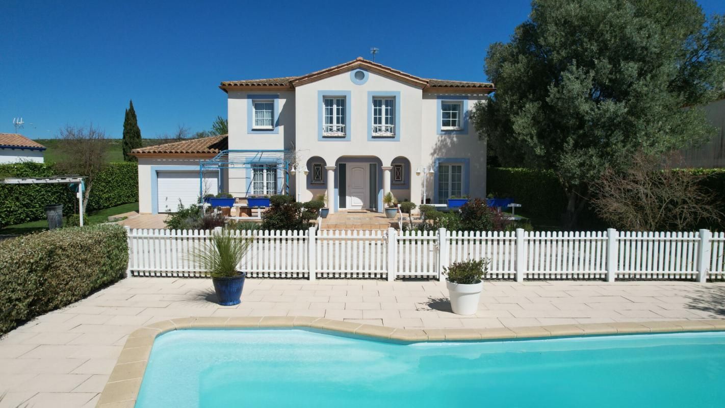 EN EXCLUSIVITE - SECTEUR AURIAC - 4 CHAMBRES - DRESSING - PISCINE - GARAGE - CARPORT