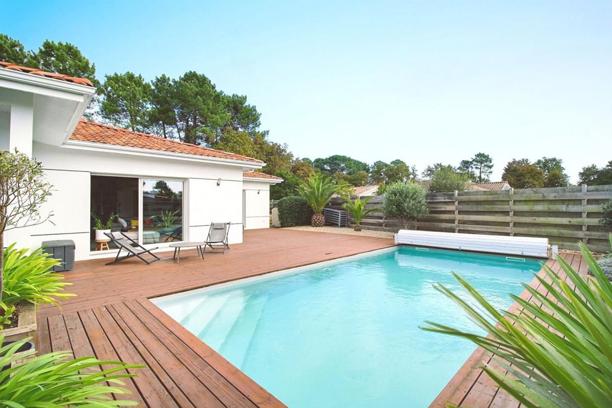 À Arès, Spacieuse maison familiale de 140 M², 6 pièces