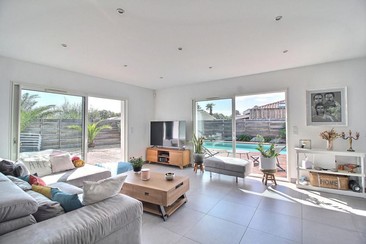 ARES À Arès, Spacieuse maison familiale de 140 M², 6 pièces 2
