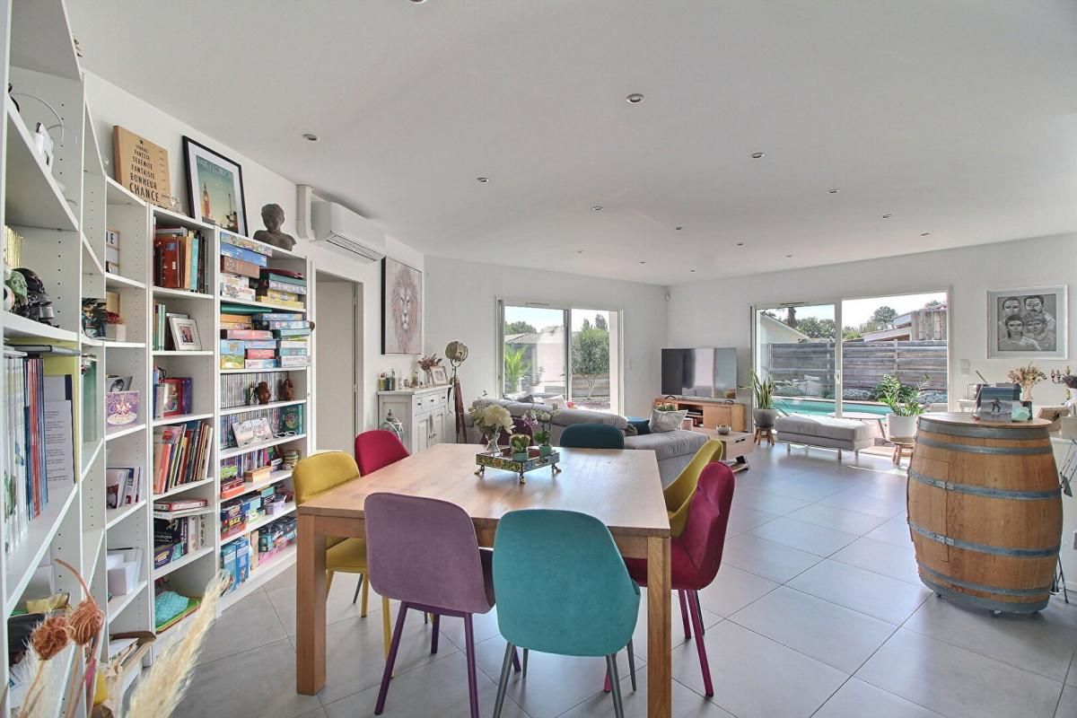 ARES À Arès, Spacieuse maison familiale de 140 M², 6 pièces 3