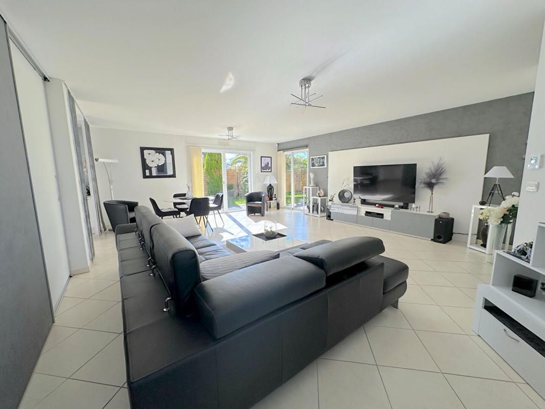 SAINTE-LUCE-SUR-LOIRE Maison 5 pièce(s) 101 m2 2
