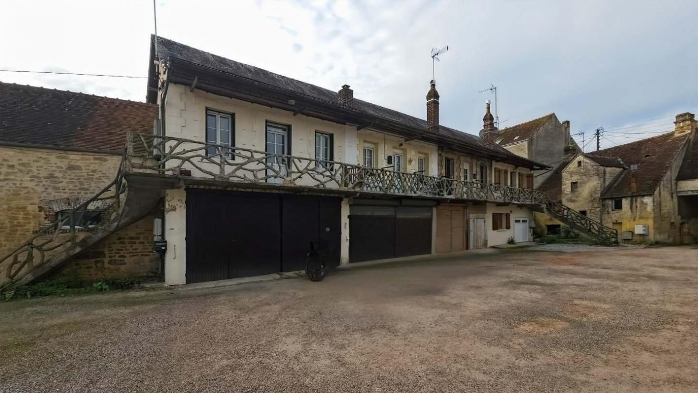 ARGENTAN ARGENTAN 61200 centre ville Appartement sans travaux 2 chambres, libre de suite 3