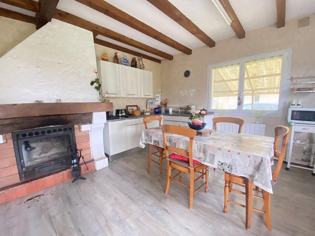 MONTUSSAN Charmante Maison  41 m2 - 1 chambre - avec jardin 2