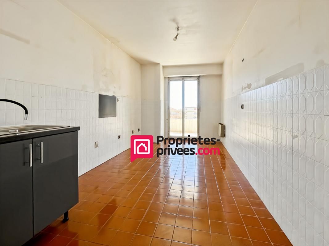 NICE Appartement Traversant à Saint Sylvestre 73,46 m² avec Terrasse, Cave et Parking 3