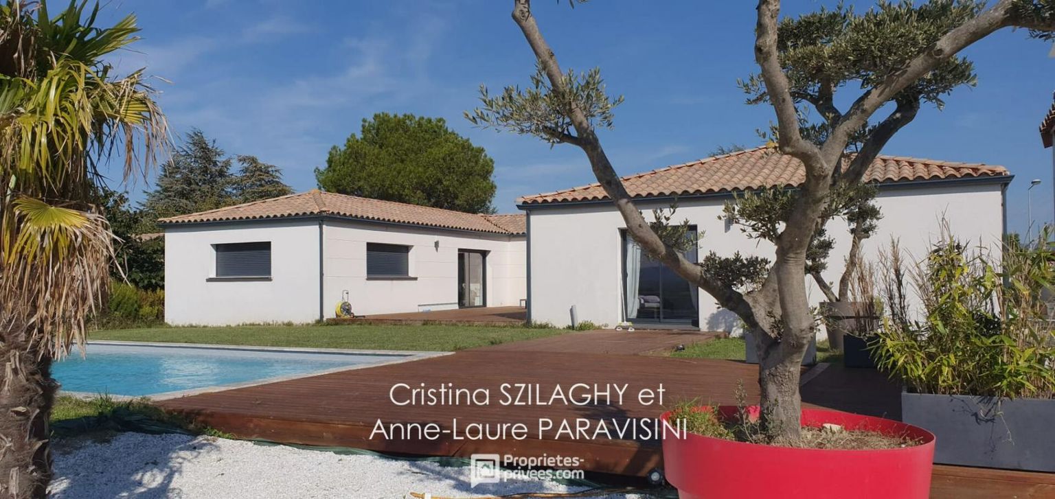 CASTELNAUDARY Magnifique maison de plain-pied avec garage et piscine 2