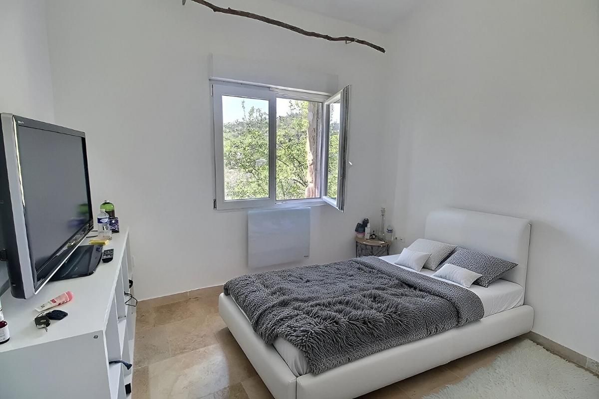 SAINT-HIPPOLYTE-DE-MONTAIGU Saint-Hippolyte de Montaigu villa de 2019 3 chambres 110m² 4