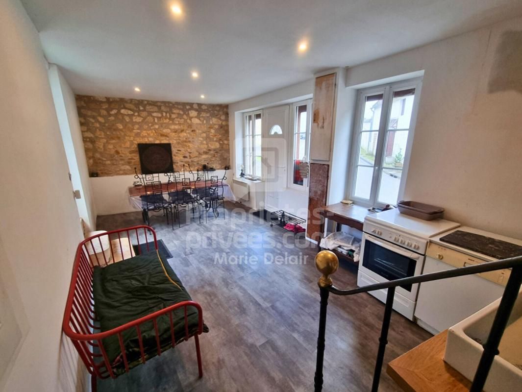 POUILLY-SUR-LOIRE Maison Pouilly Sur Loire 2 pièce(s) 76 m2 2